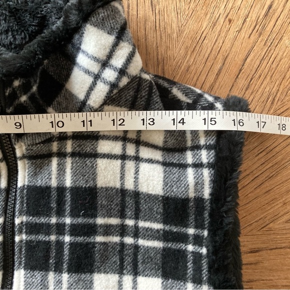 Woolrich Vintage Wool Vest with Faux Fur Lining - Black & Cream Buffalo … - Picture 8 of 13